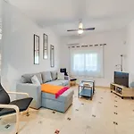 Charming Villa Mari Carmen By Sea