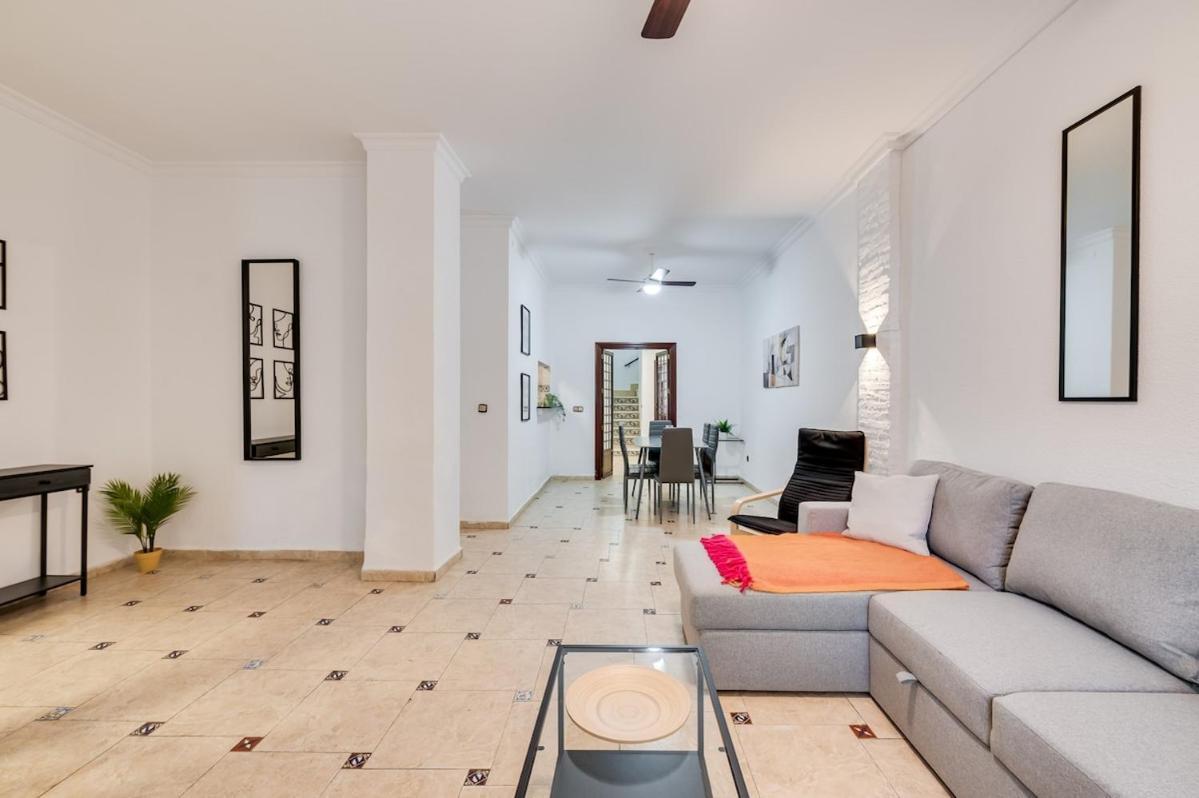 Charming Mari Carmen By Sea Villa *