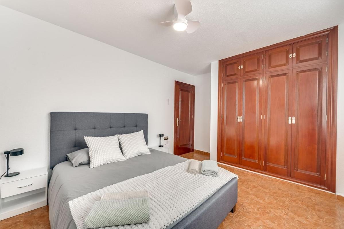 Charming Mari Carmen By Sea Villa Málaga