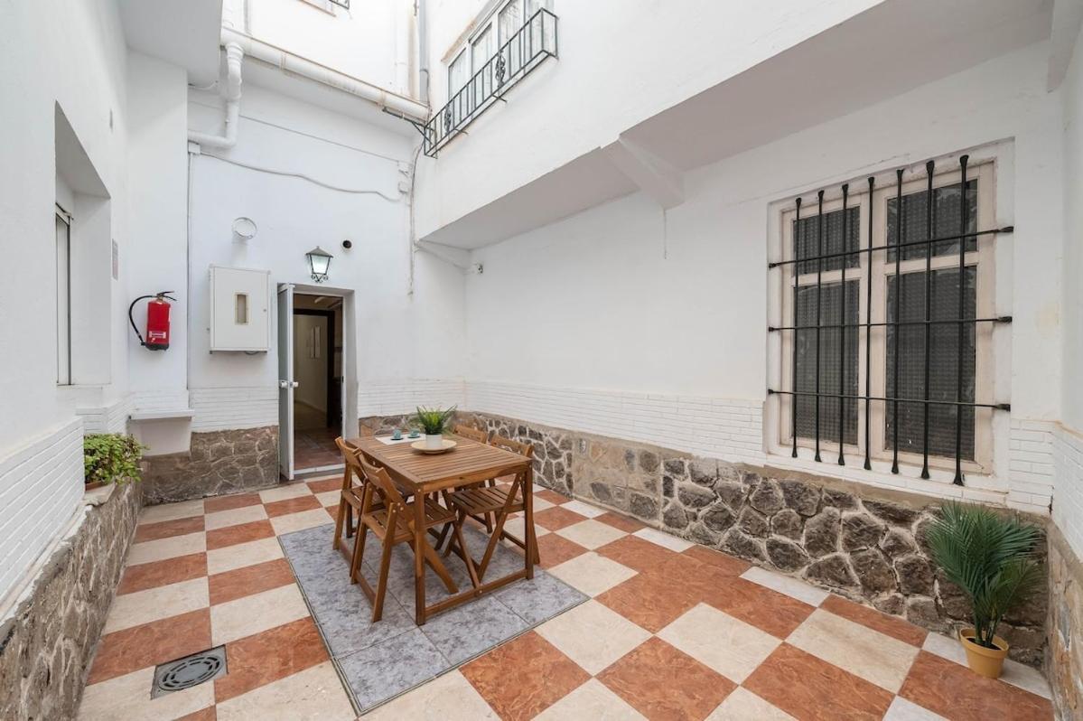 Charming Mari Carmen By Sea Villa Málaga